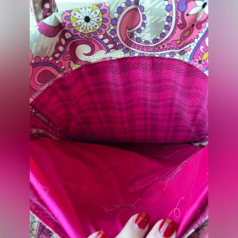 VERA BRADLEY -  Purple and Pink Paisley Tote - Laptop Section - Picture 10 of 15